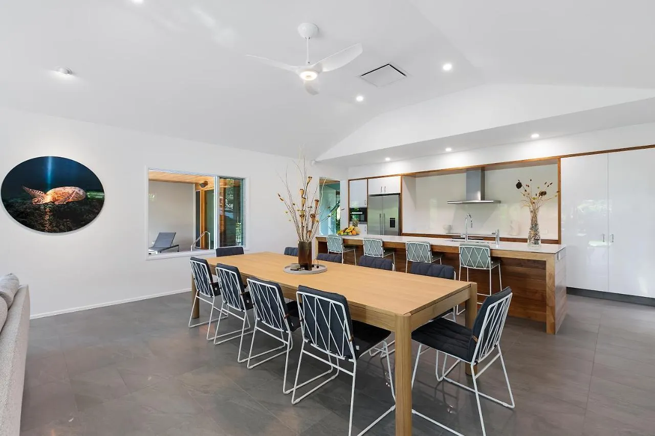 Yangaro Villa Airlie Beach