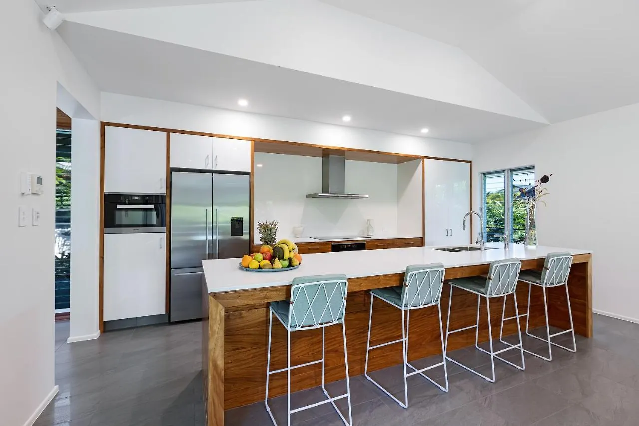 Yangaro Villa Airlie Beach Holiday home