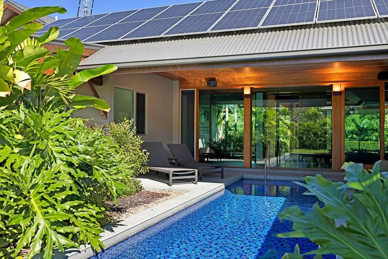 Holiday home Yangaro Villa Airlie Beach Australia