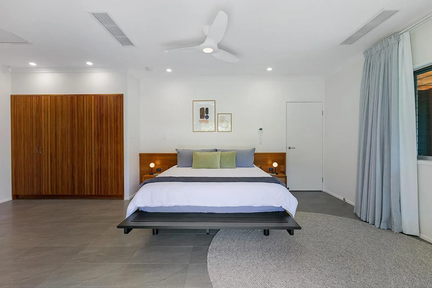 Holiday home Yangaro Villa Airlie Beach
