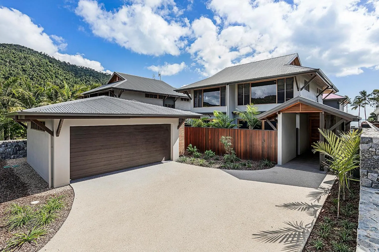 Yangaro Villa Airlie Beach Holiday home